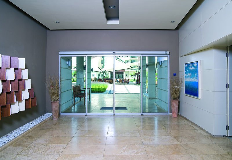 manusa puerta
